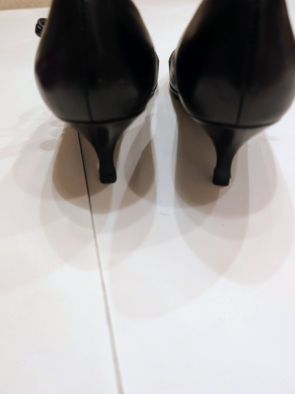 Saks Fifth Avenue T-strap kitten heels - Picture 5 of 6
